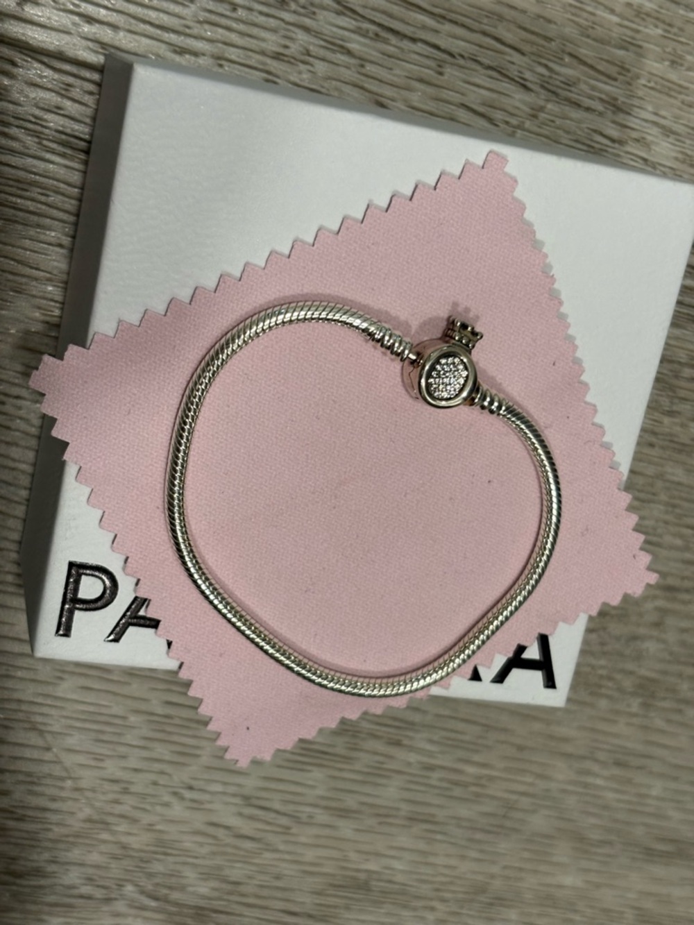 Pandora Silver Snake Chain Bracelet with Sparkling Round Clasp - Pink
